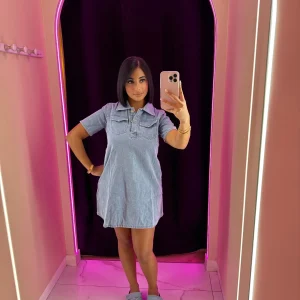 Robe en jean avec poche