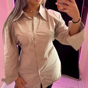 Chemise ceintré avec ficelle au dos