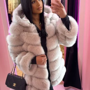 Fourrure de luxe renard et cuir