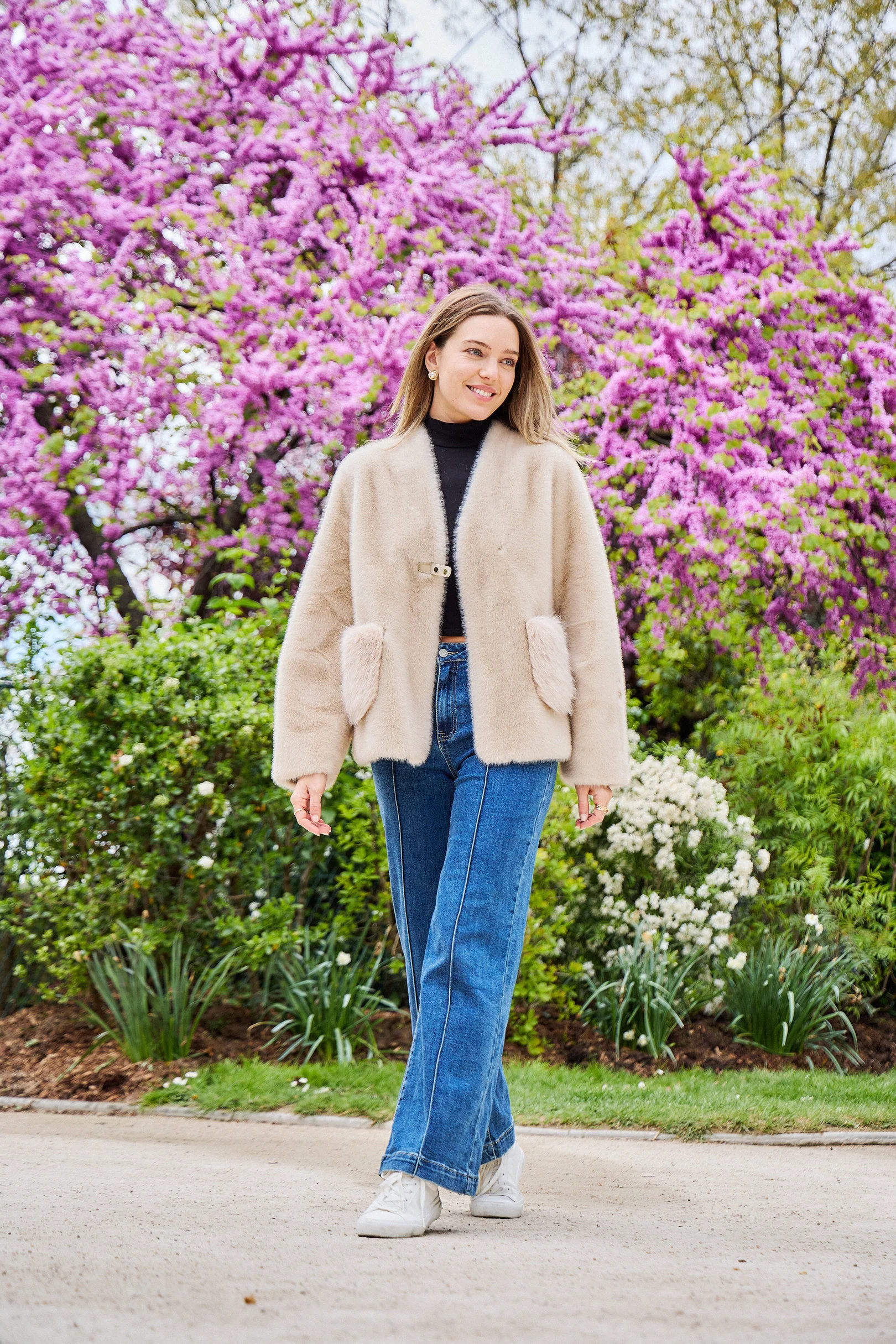 AMELIA - Veste courte en fausse fourrure