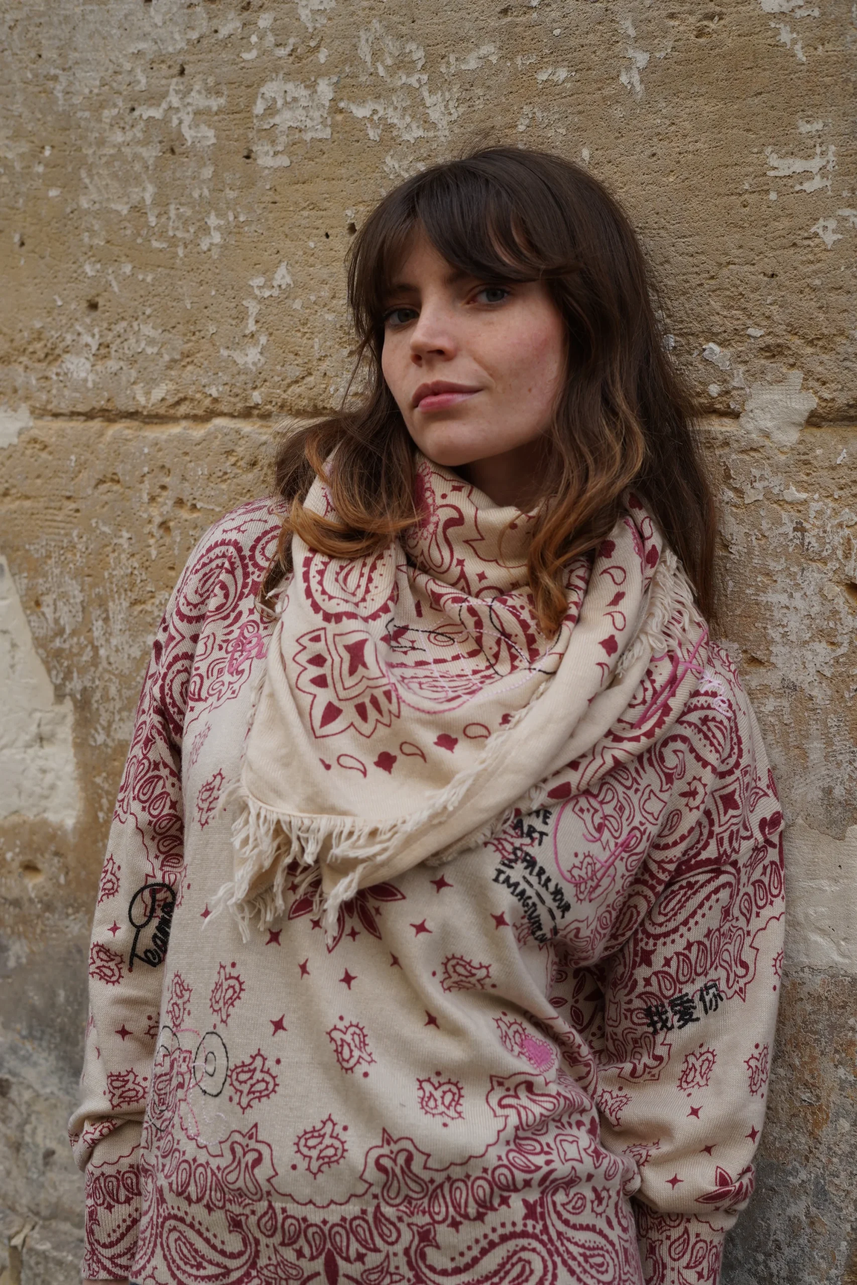 Pull Linda Bandana aux Broderies – Image 4