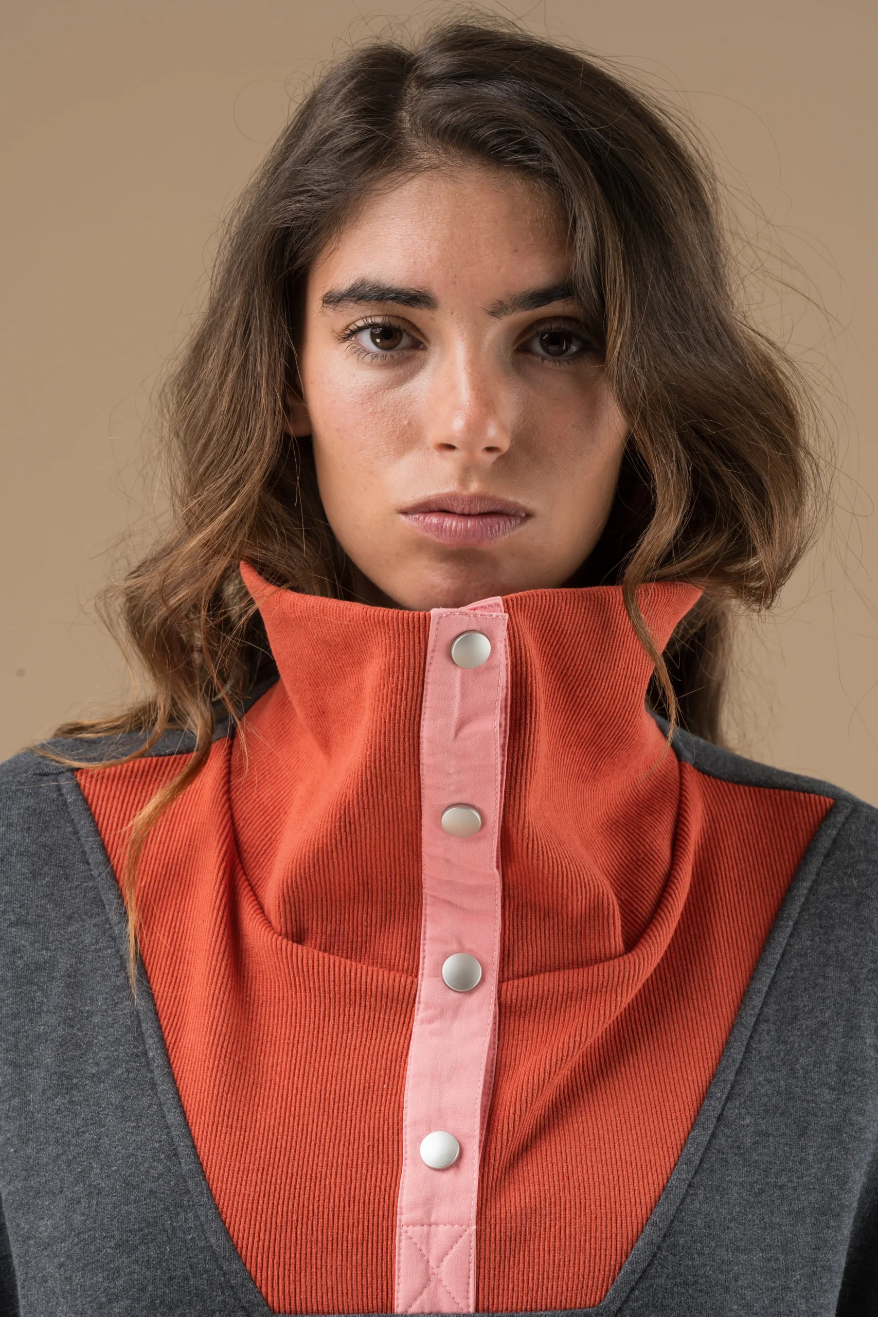 Sweat Irene Anthracite manches longues – Image 3