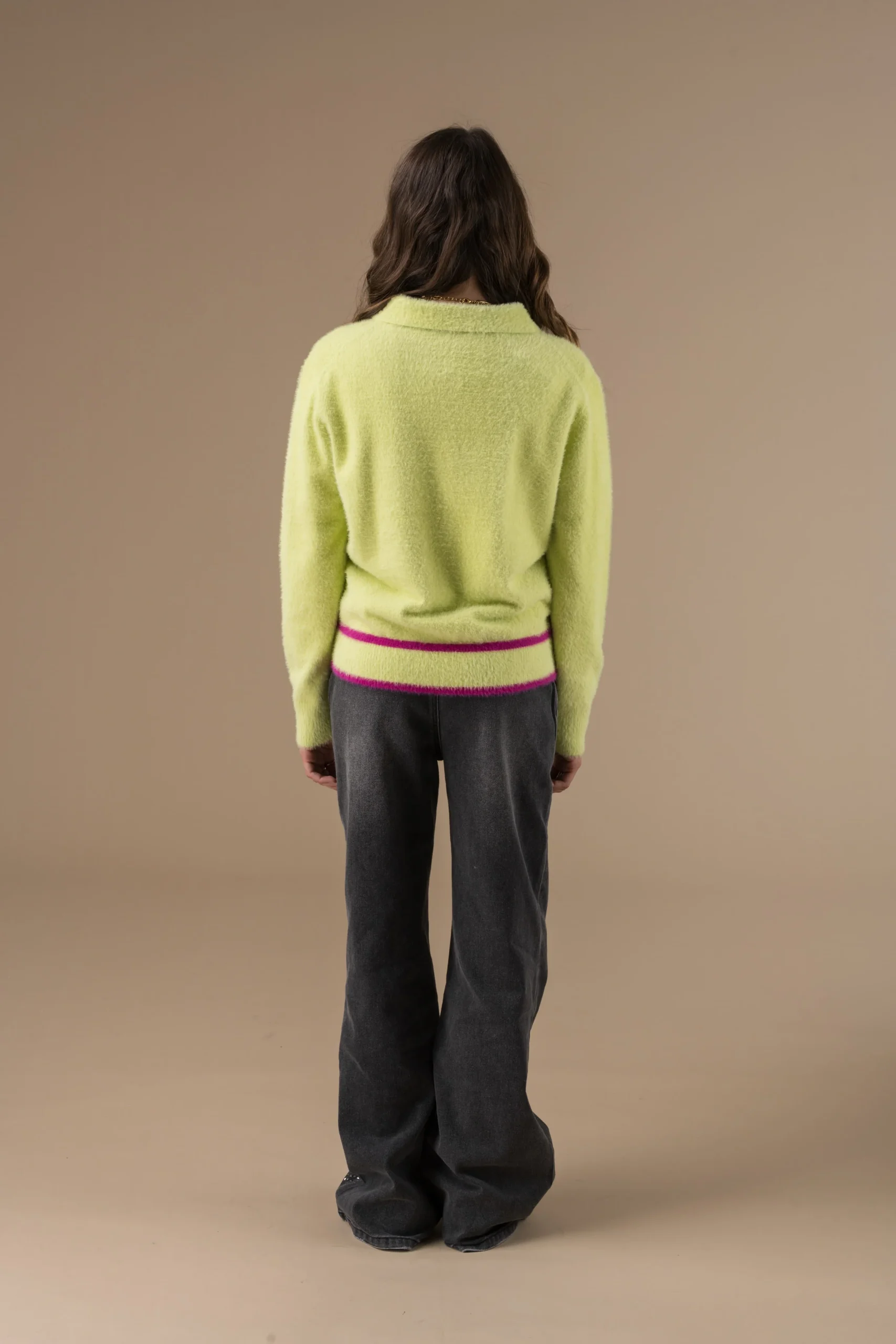 Pull Elwen manches longues à col boutonné – Image 2