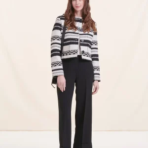 Pantalon noir droit 7/8ème en tissu crêpe