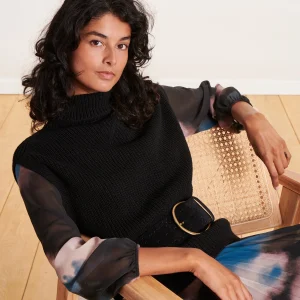 Pull noir sans manches col roulé