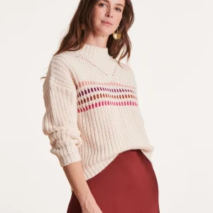 Pull court écru à col montant