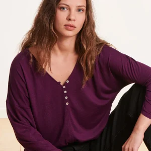 T-shirt prune manches longues encolure V