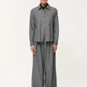 Chemise gris foncé en flanelle chinée manches longues