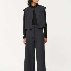 Pantalon large gris foncé à chevrons taille haute