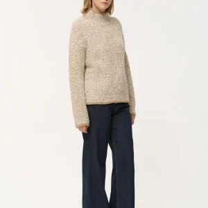 Pull droit beige en maille bicolore