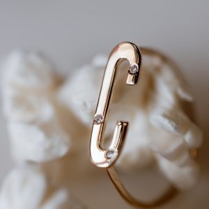 Bague Éternité – Lettre C