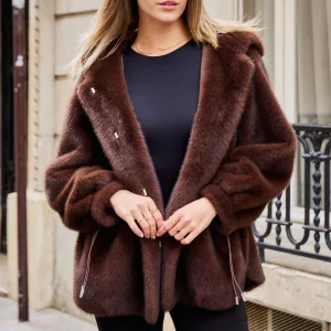 SELENA - Manteau en fausse fourrure à capuche