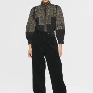 Blouse brodée Svetlana